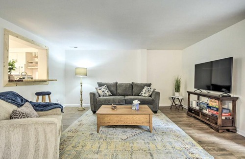 Taylor's Pond House | Walk to Dtwn and Breweries Townhome in Cary!