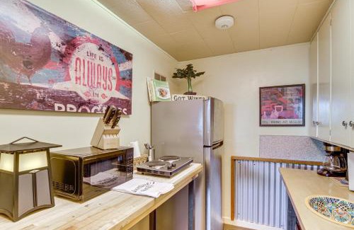 Livingston Apartment | Walk to Dtwn Livingston Studio with Mtn Views!