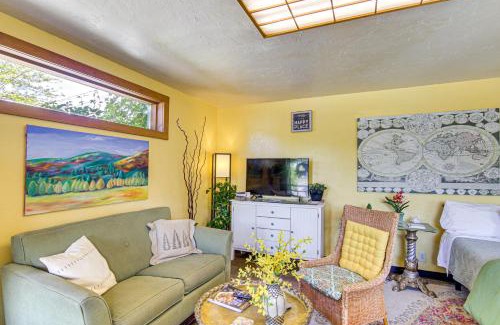 Livingston Apartment | Walk to Dtwn Livingston Studio with Mtn Views!