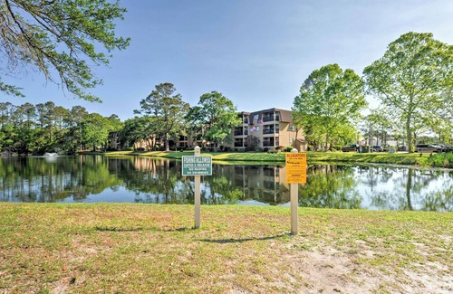 Folly Field Apartment | Walk to Folly Field Beach: Condo in Hilton Head!