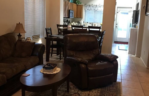 Estrella Vista House | Walk to Goodyear ballpark! Fun in the sun!