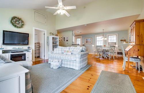 Kennebunkport House | Walk to Goose Rocks Beach Quiet Townhome with Patio