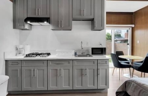 City of Industry Apartment | Walk to In-N-Out near Disney