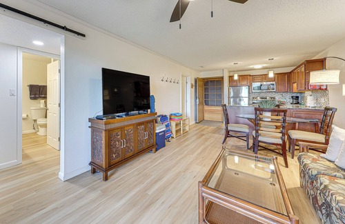 Nawiliwili Condo | Walk to Kalapaki Beach: Condo w/Ocean & Mtn View!