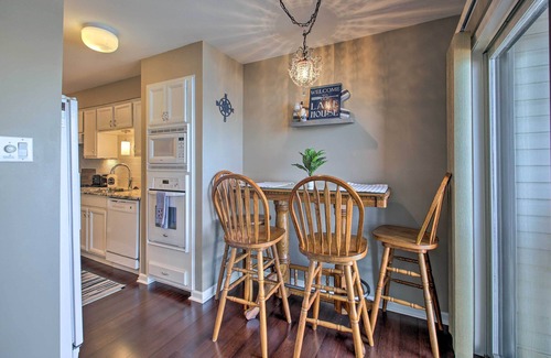Lake Hamilton Condo | Walk to Lake Hamilton: 'To-Do' Home w/Pool Access