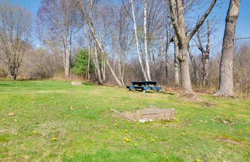 York Beach House | Walk to Long Sands Beach Cottage with Fire Pits!
