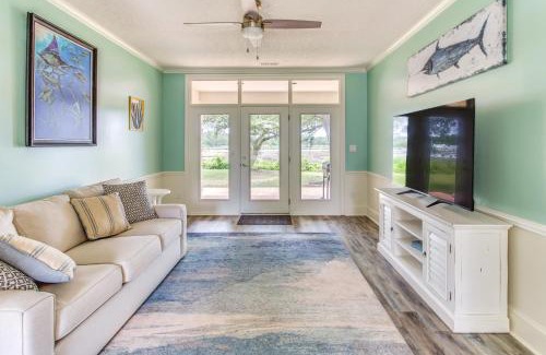 Little River House | Walk to Marina Pet-Friendly Little River Home!