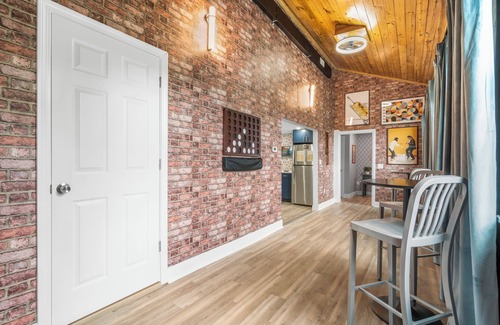 Norwich House | Walk to Mohegan!0.5Mi-Modern 3BR Home Getaway