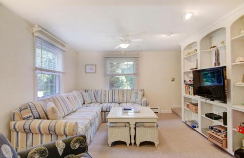 East Orleans House | Walk to Nauset Beach NEW AC System