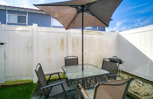 Biloxi Apartment | Walk to Ocean and Restaurants Biloxi Getaway!