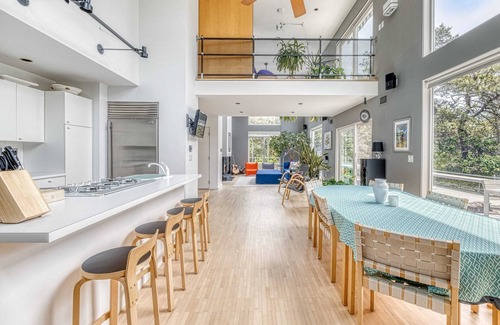 Amagansett House | Walk to Ocean Beach - Designer Home at the Dunes Nature Reserve