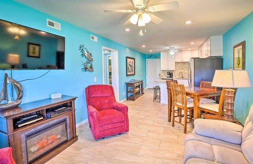 Myrtle Beach Condo | Walk to Ocean: Myrtle Beach Condo w/Pool!