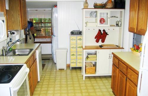 North Falmouth House | Walk to Old Silver Beach, Central A/C. Heavenly!