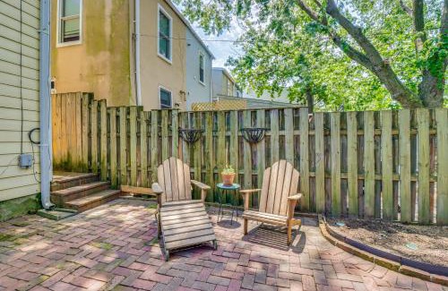 Old Town West House | Walk to Old Town Chic Alexandria Abode with Patio!