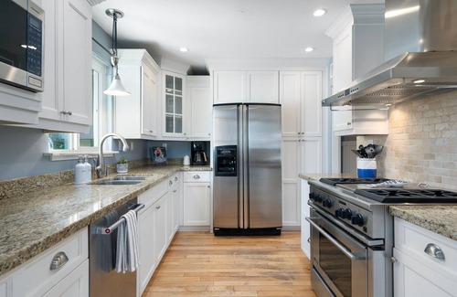 Southwest Village House | Walk to Old Town Scottsdale/Heated Pool/Outdoor Fireplace/Air Hockey