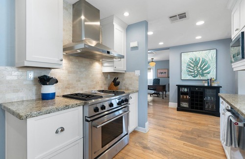 Southwest Village House | Walk to Old Town Scottsdale/Heated Pool/Outdoor Fireplace/Air Hockey