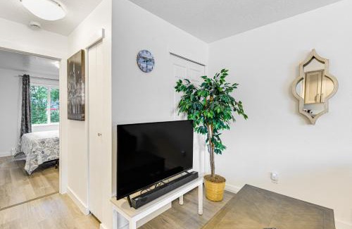 Soldotna Apartment | Walk to Parks Snug Soldotna Sanctuary!