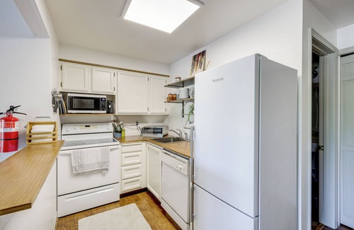 McCall Condo | Walk to Payette Lake: McCall Condo w/Fireplace
