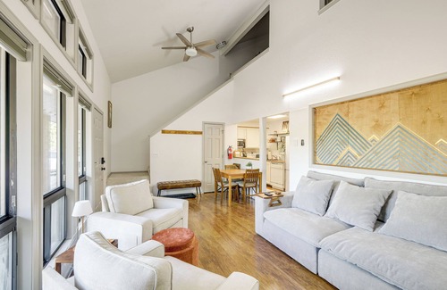 McCall Condo | Walk to Payette Lake: McCall Condo w/Fireplace