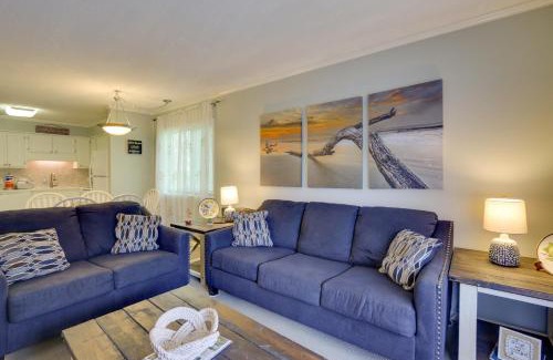 Folly Field Apartment | Walk to Pool and Beach Hilton Head Island Condo!