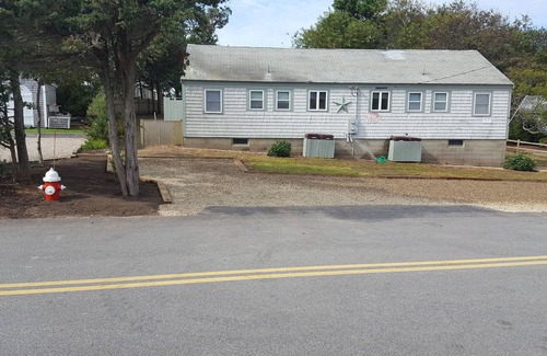 Dennis Cottage | Walk to popular Mayflower Beach in Dennis MA