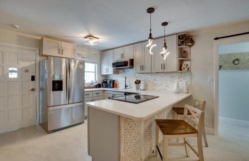 Redington Shores House | Walk to Redington Beach Renovated Duplex with Patio