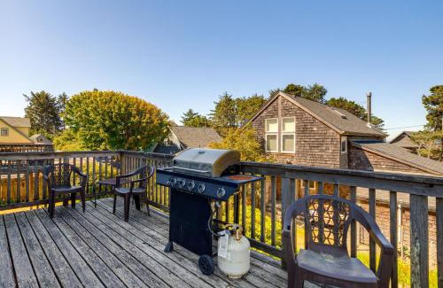 Rockaway Beach House | Walk to Shore Home with Deck in Rockaway Beach!