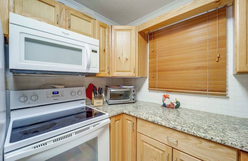 Beech Mountain Condo | Walk to Ski Lift: Beech Mountain Condo