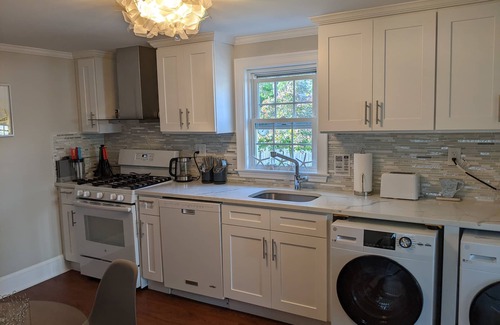 West Dennis House | Walk to the beach- Completely renovated 3 bedrooms house, central A/C