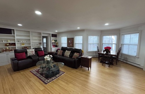Stonington Apartment | Walk to the Beach "The Borough"