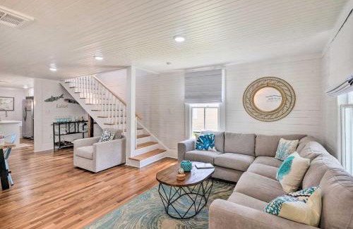 Galveston House | Walk to The Strand Historic Galveston Home!