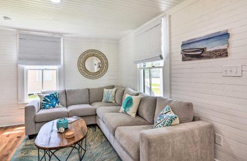 Galveston House | Walk to The Strand Historic Galveston Home!
