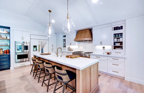 East Hampton North House | Walk to the Town of East Hampton.beach home completely renovated