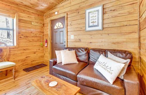 Cotter House | Walk to White River Cotter Cabin with Fire Pit!