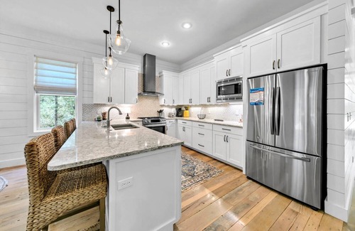 Hammocks of Seagrove House | ⭐Walk2Beach~Luxury Decor~2 NBH Pools~Porch+Balcony~The Best of Both Worlds at Se