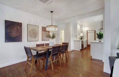 Phinney Ridge House | Walkable 2BR/2BA Modern Charmer w/BBQ near Park