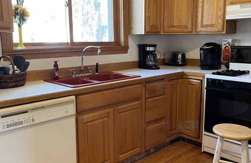 Two Harbors House | Walkable+ 4BR