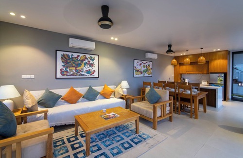Cua Đai Villa | Walkable Beach/10min to the Old Town/Private Pool