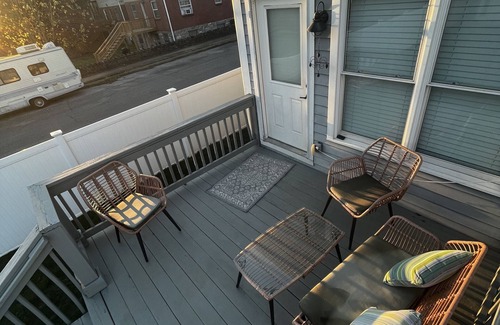 Historic Edgefield House | walkable charming historic area with bars/food & <10 minutes from nissan/broaway