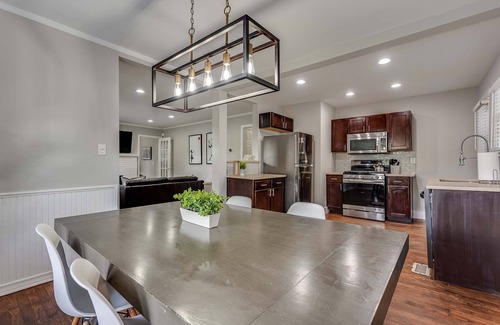 North Ormewood Park House | Walkable East Atlanta Beltline Bungalow in great neighborhood