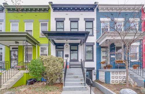 Near Northeast Apartment | Walkable Location Modern DC Apt with Yard Access!