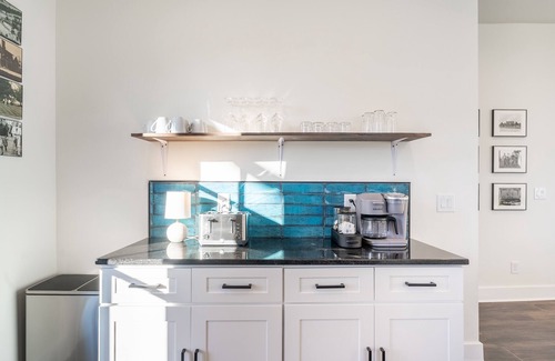 East Lake House | Walkable Upscale In East Lake