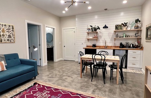 Asheville Apartment | Walkable West Asheville Biltmore Covered Porch Pet Friendly 2 beds