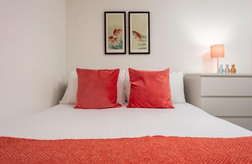 Kilmarnock Apartment | Walker Suite No73 - Donnini Apartments
