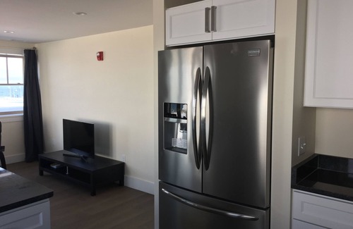 Oak Bluffs Apartment | Walking Distance From Oak Bluffs Ferry Terminal With 180 Degree Ocean View.