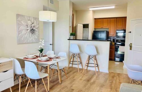 Florida Center Apartment | Walking Distance from Universal One Bedroom Resort