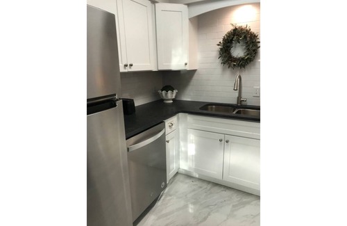 Franklin Apartment | Walking distance to Downtown Franklin-Stylish