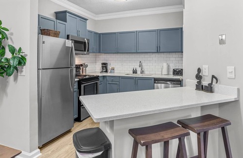 North Decatur Apartment | Walking distance to Emory