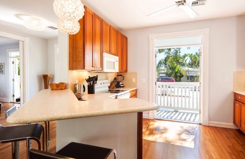 Midtown House | WALKING ON SUNSHINE ~ Exquisite 3 BR, 3 Ba Home w/Heated Pool & Parking!