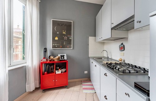 Gianicolense Apartment | Walking to Trastevere